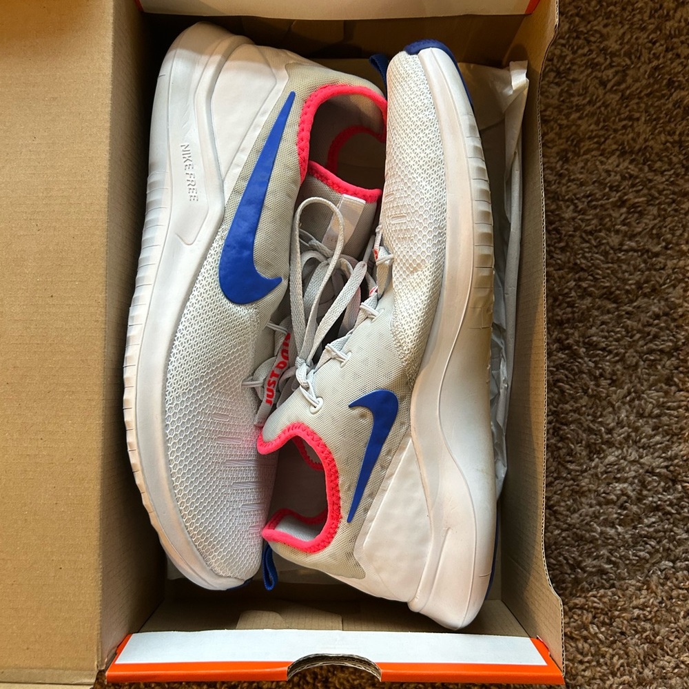 Women’s Nike Free TR 8